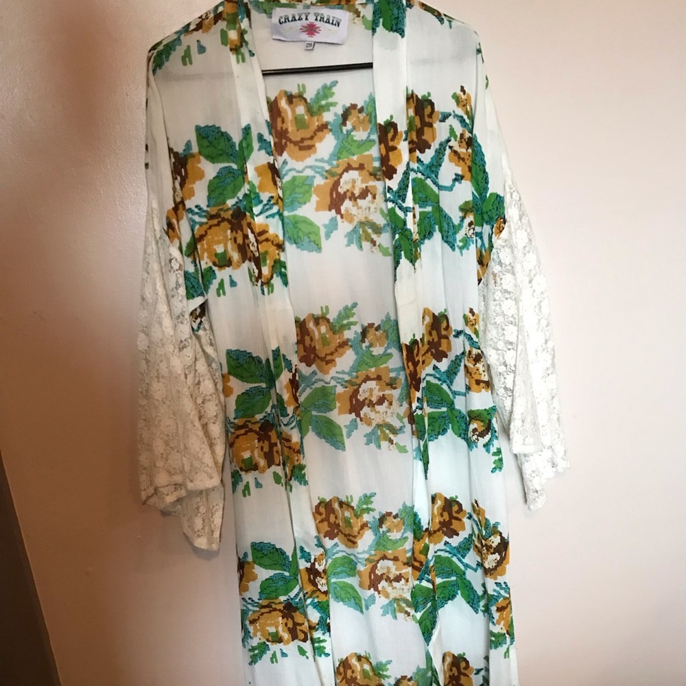 White floral duster